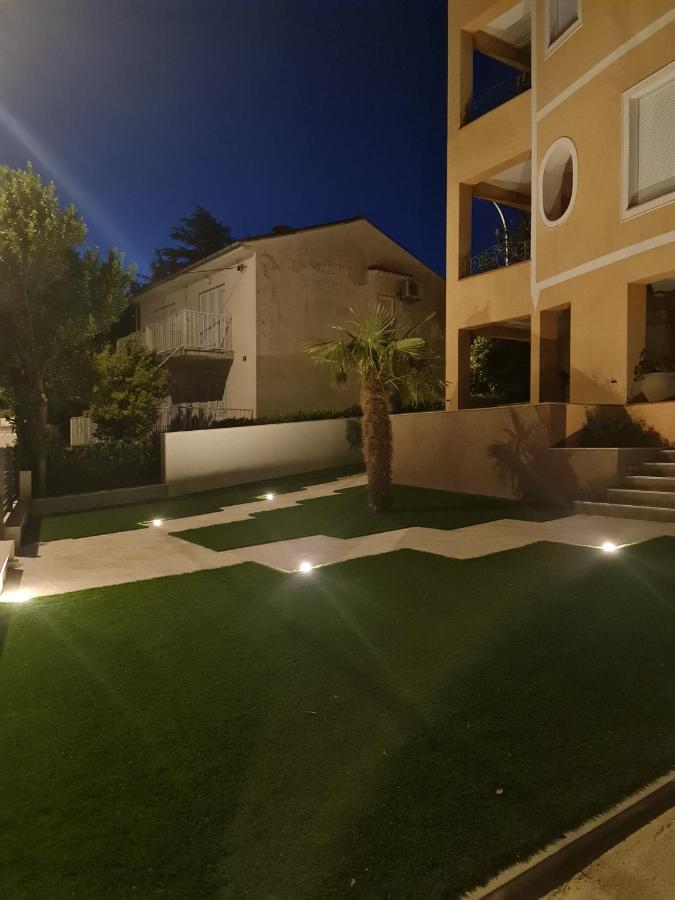Residence Gordana Selce Esterno foto