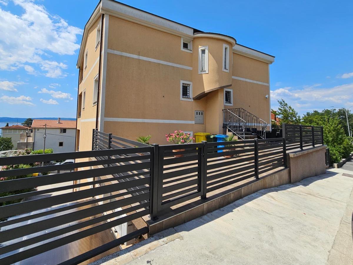 Residence Gordana Selce Esterno foto